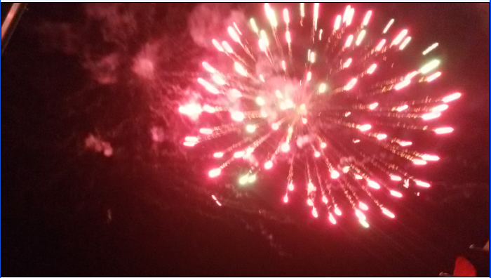 煙花爛漫喜慶元宵佳節(jié)