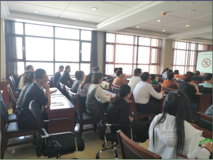 法律進(jìn)企業(yè)巡回宣講團(tuán)誠遠(yuǎn)專場